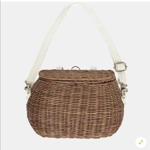 Rattan basket bag
